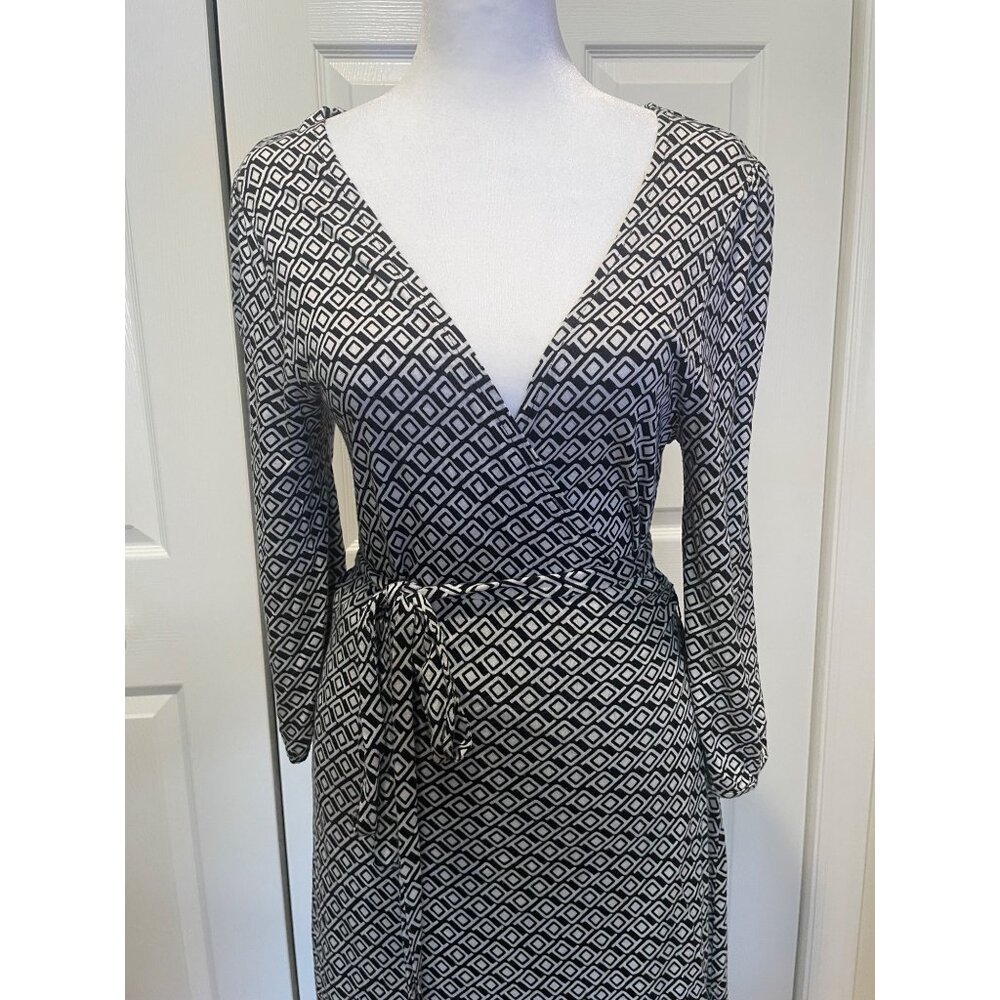 Old Navy Womens Geometric Black & White Wrap Dress Size S Y2K Mod Retro Feminine - Picture 3 of 12